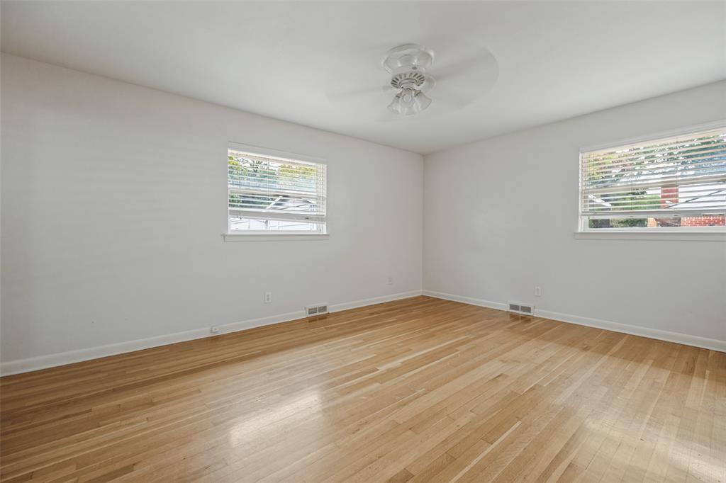 3539 Merrell Road Dallas, TX 75229 - Photo 9 of 13 Gallery Image 9