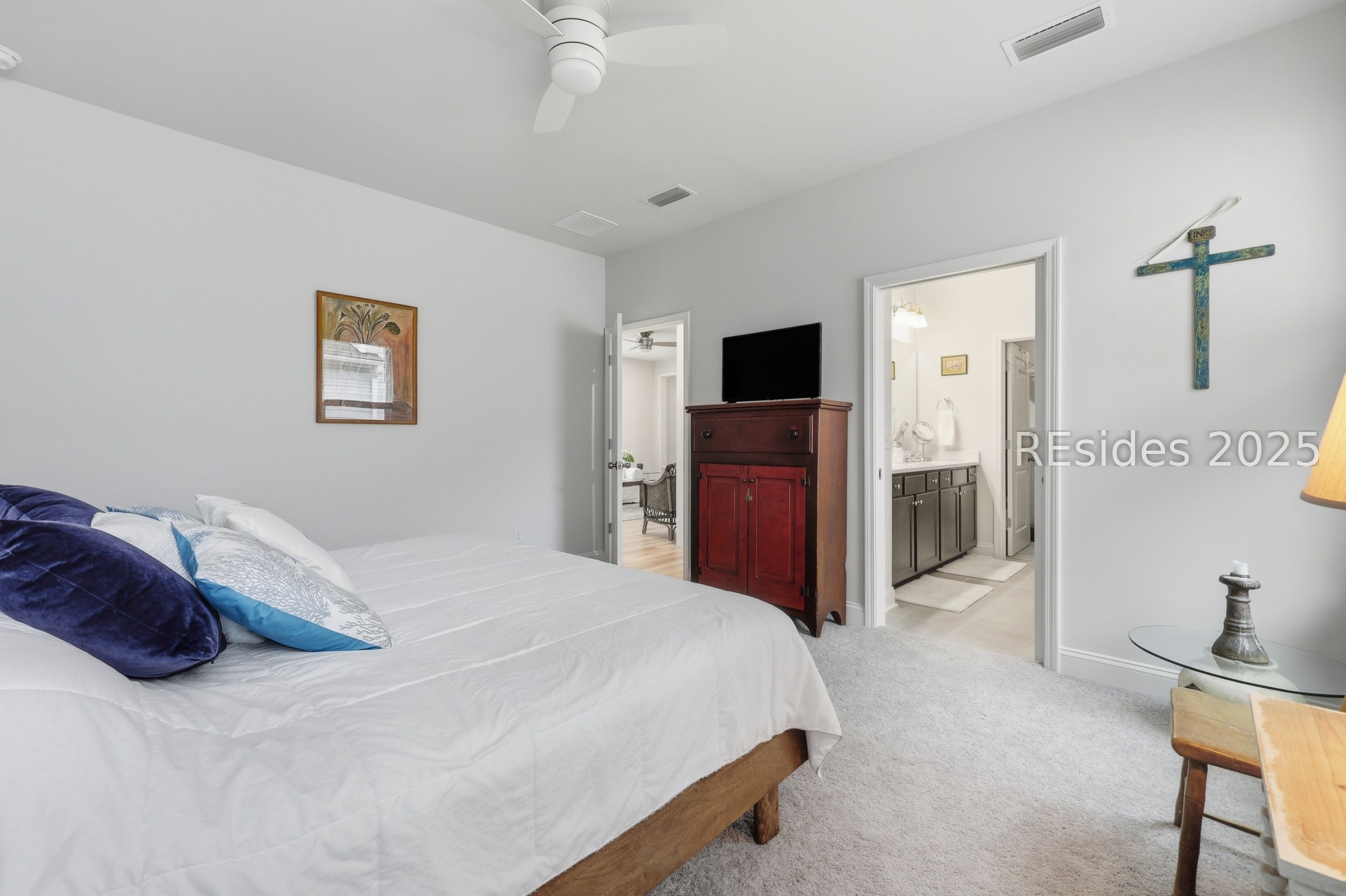 814 Aurora Way Hardeeville, SC 29936 - Photo 17 of 35 Primary Suite with En Suite Bath