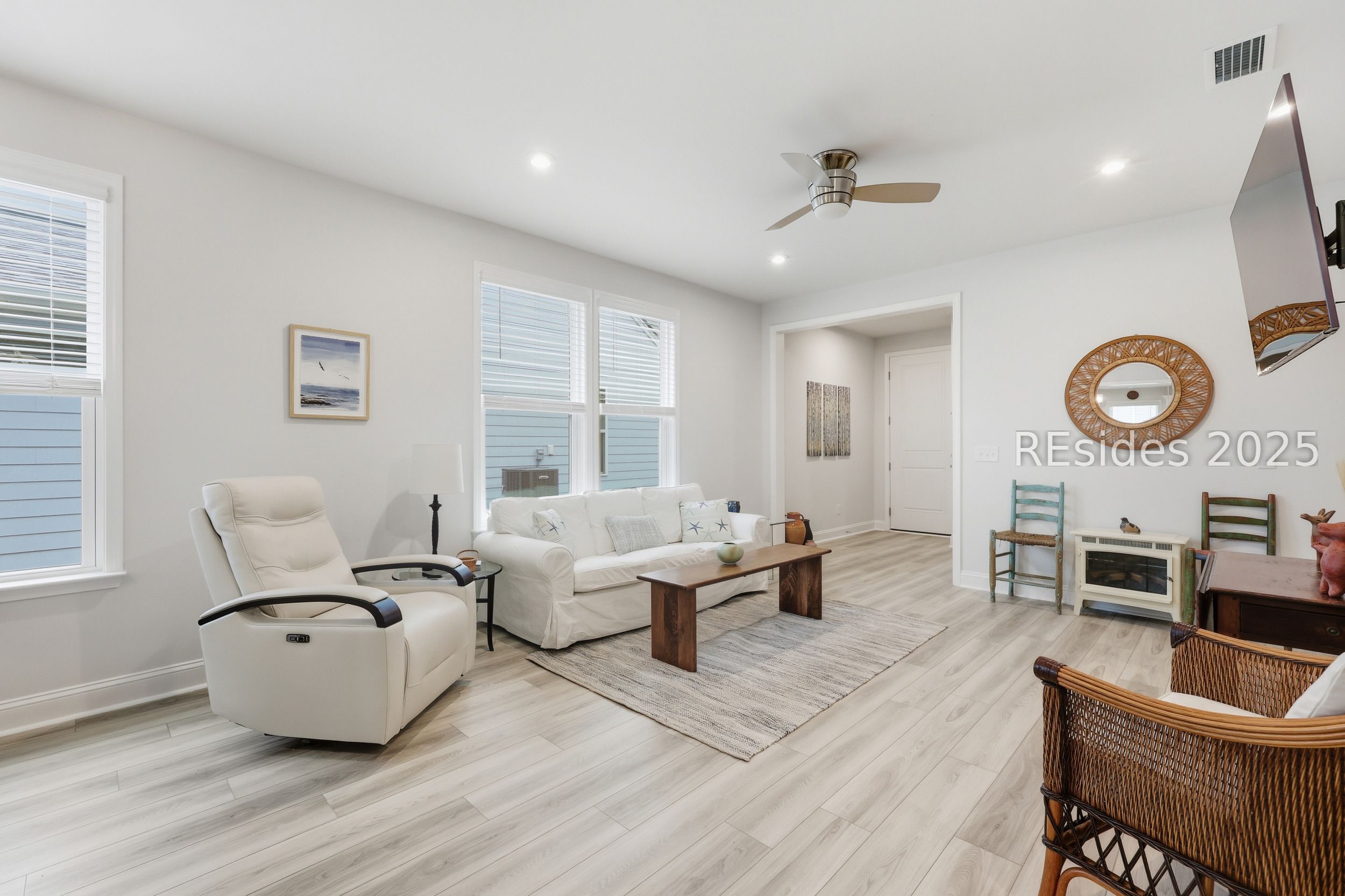 814 Aurora Way Hardeeville, SC 29936 - Photo 8 of 35 View to Front Entry