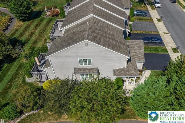 $475,000 | 2602 Sapphire Lane, Bethlehem, PA 18020
