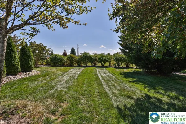 $475,000 | 2602 Sapphire Lane, Bethlehem, PA 18020