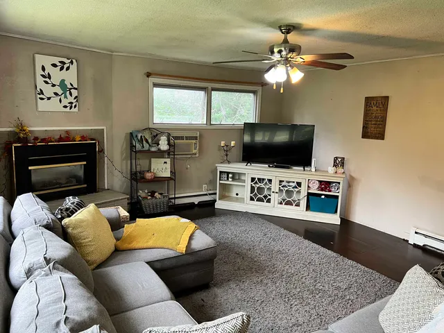 $160,000 | 4610 South Arrowhead Lane, Moose Lake, MN 55767