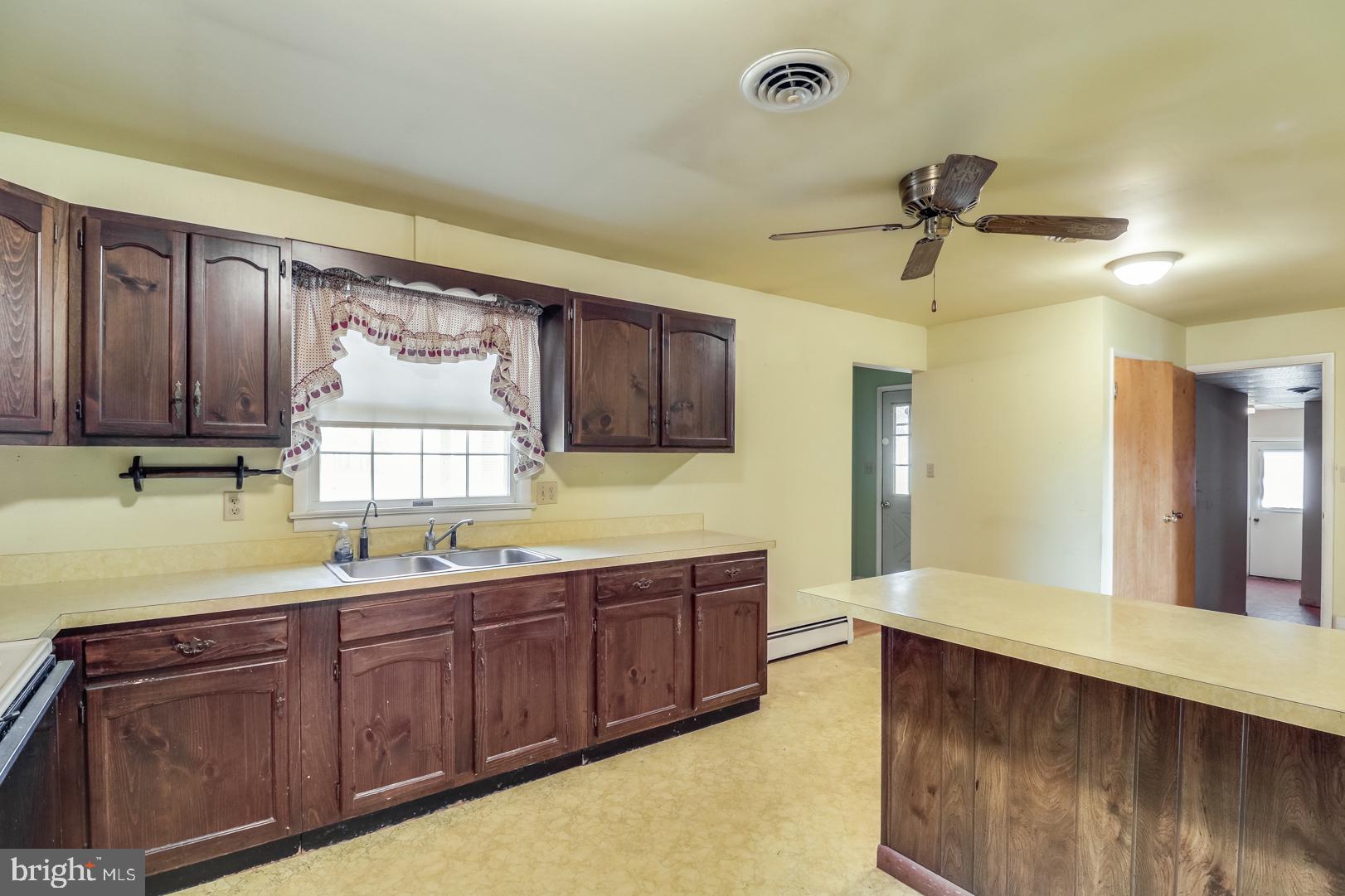 71 Cole Road Townsend, DE 19734 - Photo 11 of 30 Kitchen