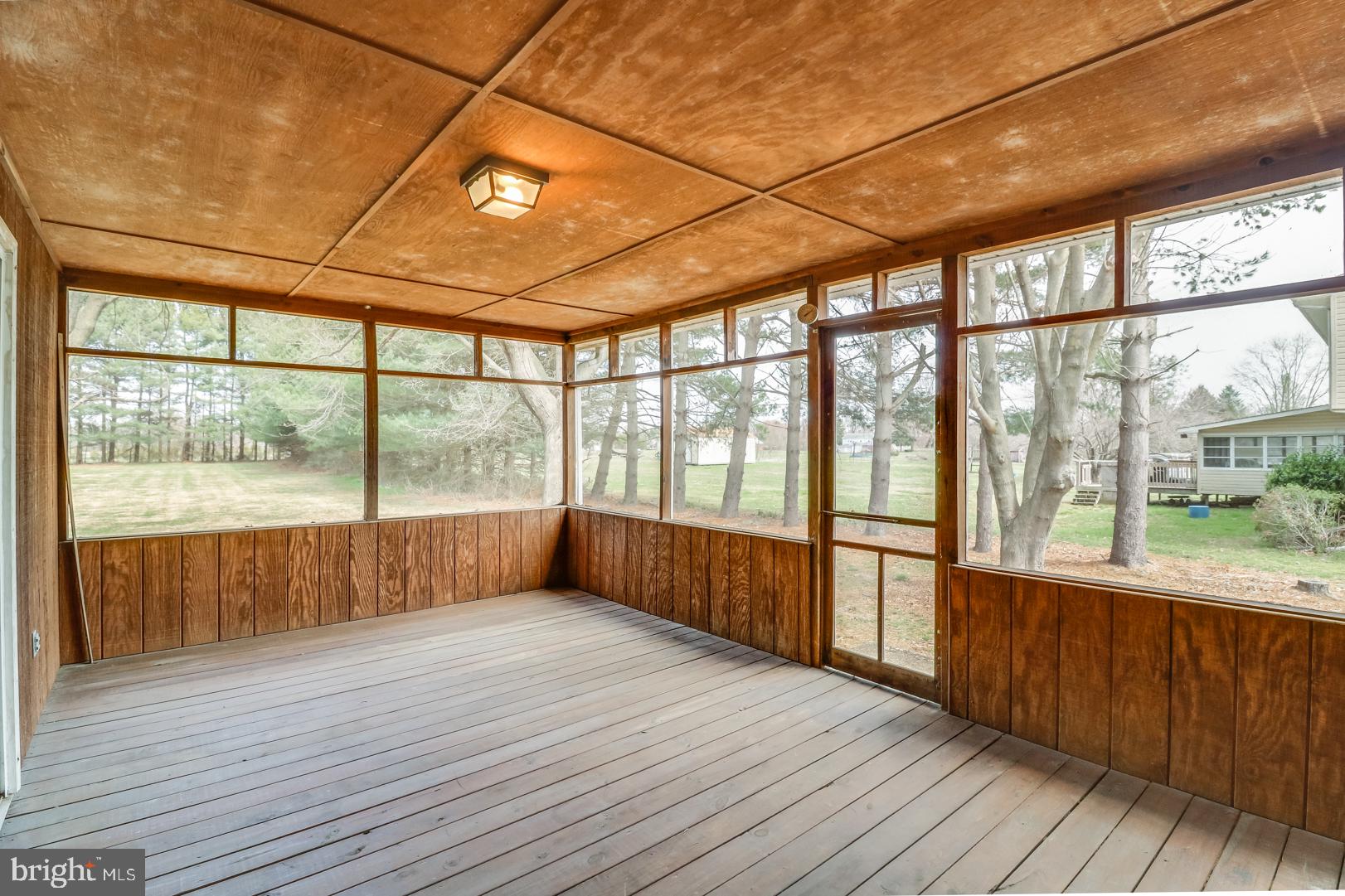 71 Cole Road Townsend, DE 19734 - Photo 15 of 30 Screened Porch
