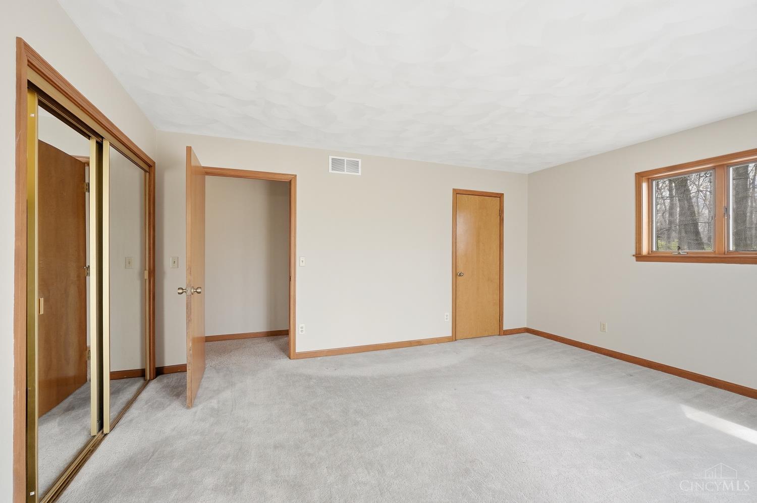 10129 Howard Road Harrison, OH 45030 - Photo 41 of 99