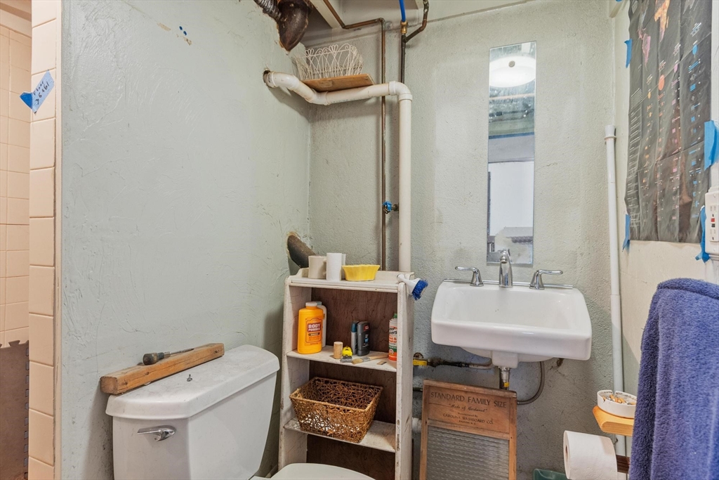 38 Garnet Street Worcester, MA 01607 - Photo 21 of 21