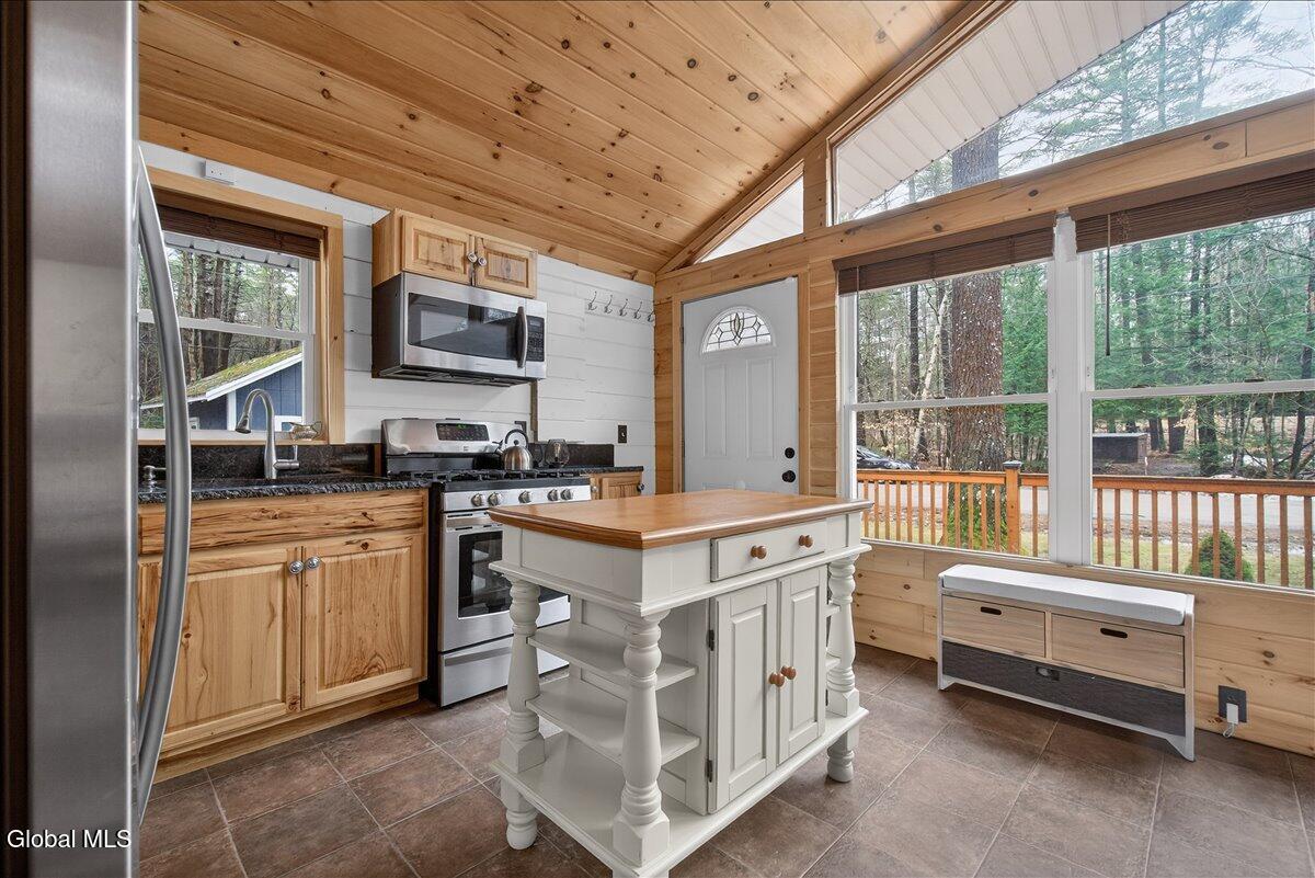 12 Minder Road Corinth, NY 12822 - Photo 7 of 35 20-12 Minder Rd-20