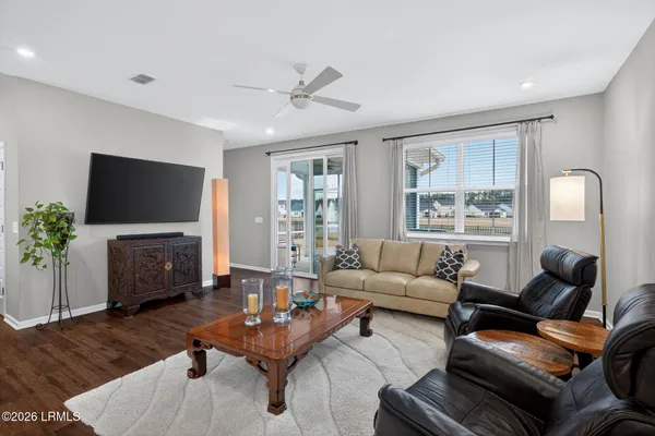 $465,000 | 10 Mainland Lakes Drive, Bluffton, SC 29910