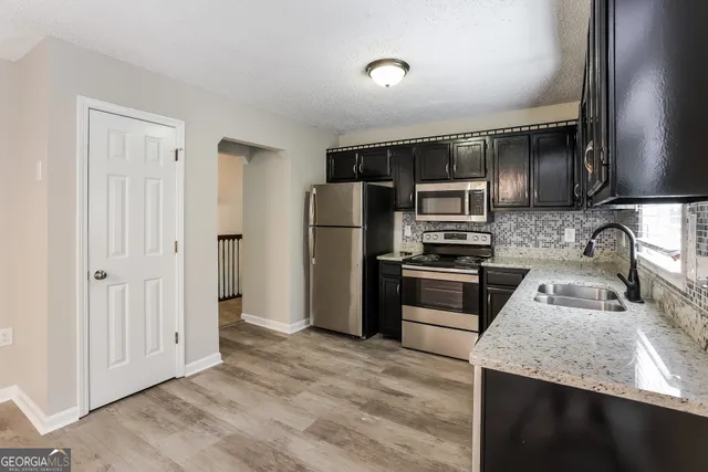 $1,700 | 300 Ladora Drive, Dallas, GA 30157