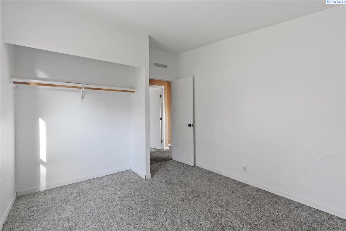 23904 South Ruff Prairie Southeast Kennewick, WA 99337 - Photo 24 of 41 Gallery Image 24