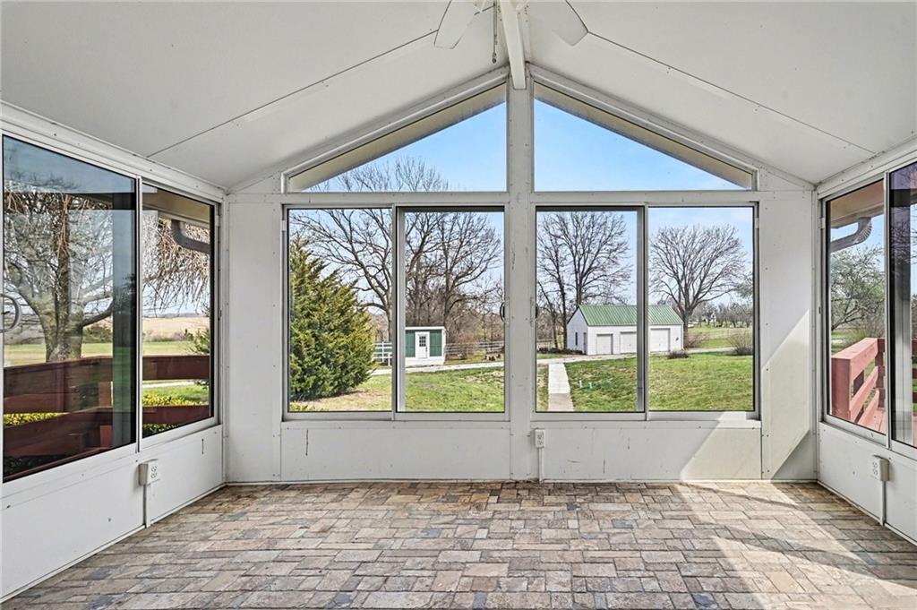 6409 Clinton County Line Road Trimble, MO 64492 - Photo 12 of 43