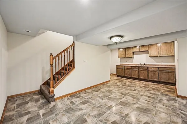 $830,000 | 6409 Clinton County Line Road, Trimble, MO 64492