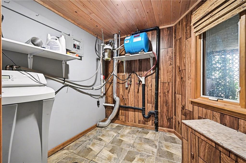 6409 Clinton County Line Road Trimble, MO 64492 - Photo 26 of 43