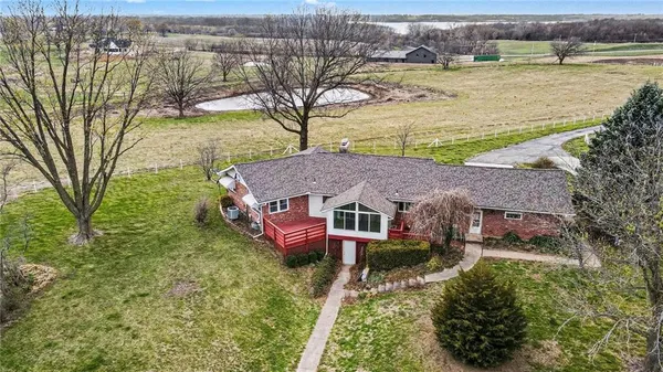 $830,000 | 6409 Clinton County Line Road, Trimble, MO 64492