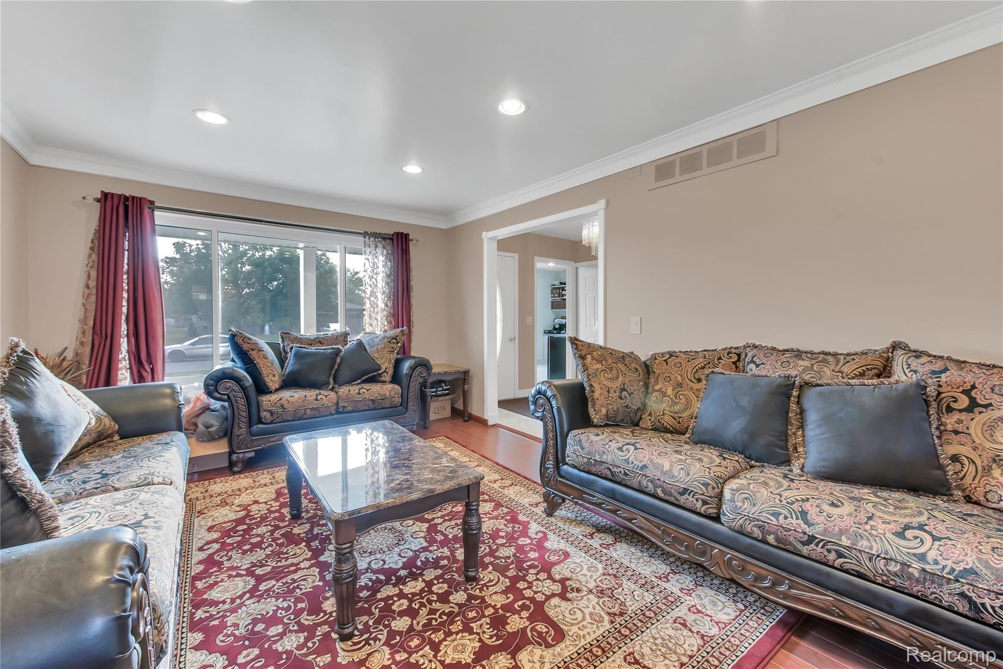 35850 Shell Drive Sterling Heights, MI 48310 - Photo 14 of 46 38850 Shell Dr - HD Drone Photography-8.jpg
