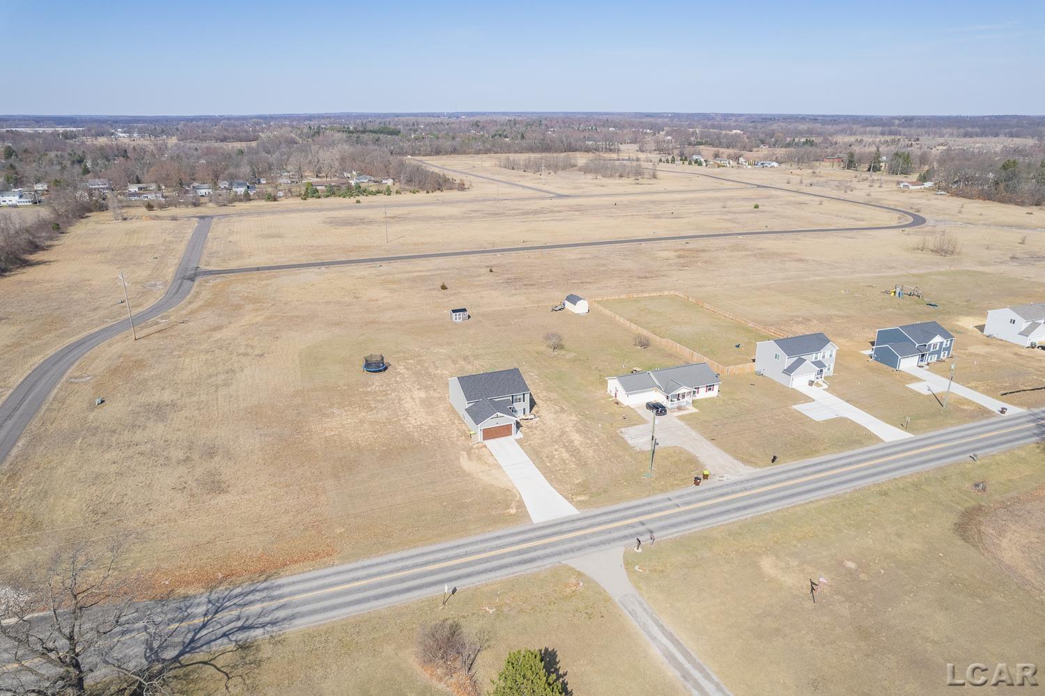 3202 Sutton Road Tecumseh, MI 49286 - Photo 45 of 47 50169383-c078395e-260b-4eca-bb23-c5cb007f7bf8.JPG