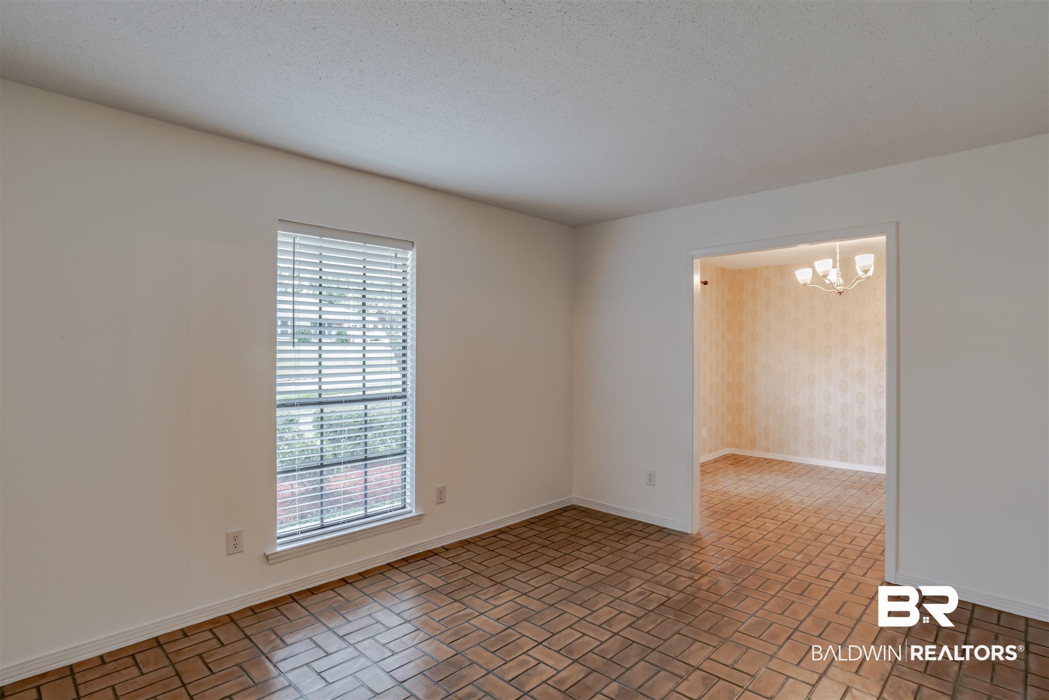 6407 Gas Light Lane North Mobile, AL 36695 - Photo 7 of 26