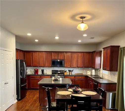 $3,200 | 2787 Glenlocke Way Northwest, Atlanta, GA 30318