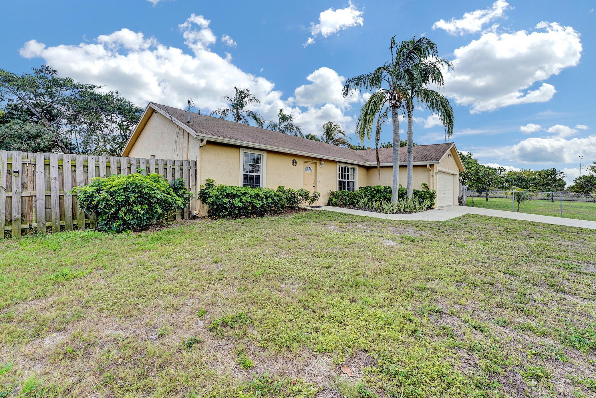 3500 Amberjack Road Lake Worth, FL 33462 - Photo 3 of 32 _DSC3539