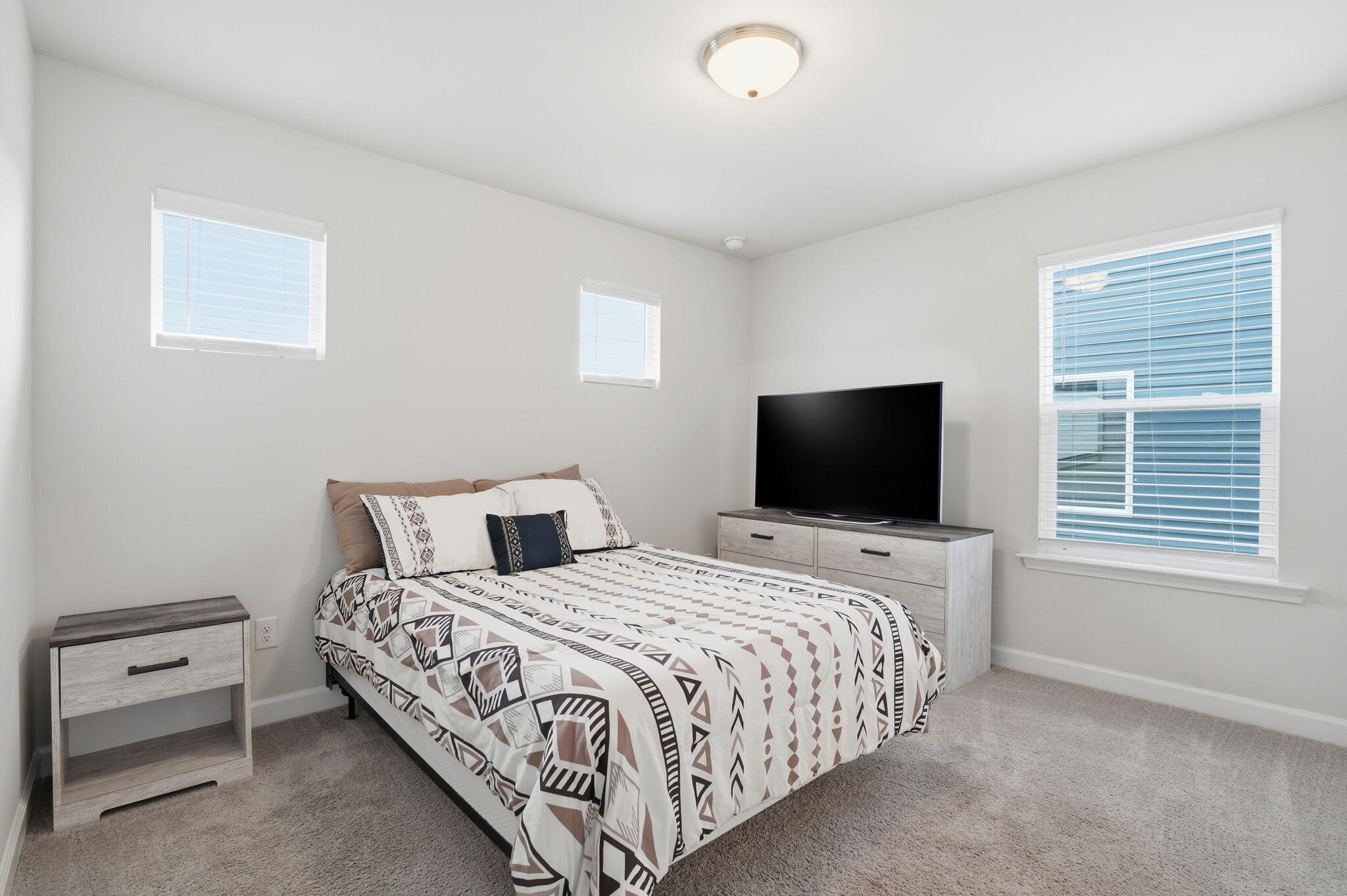 4302 Cotton Flt Road Summerville, SC 29485 - Photo 13 of 31 Upstairs guest suite 1