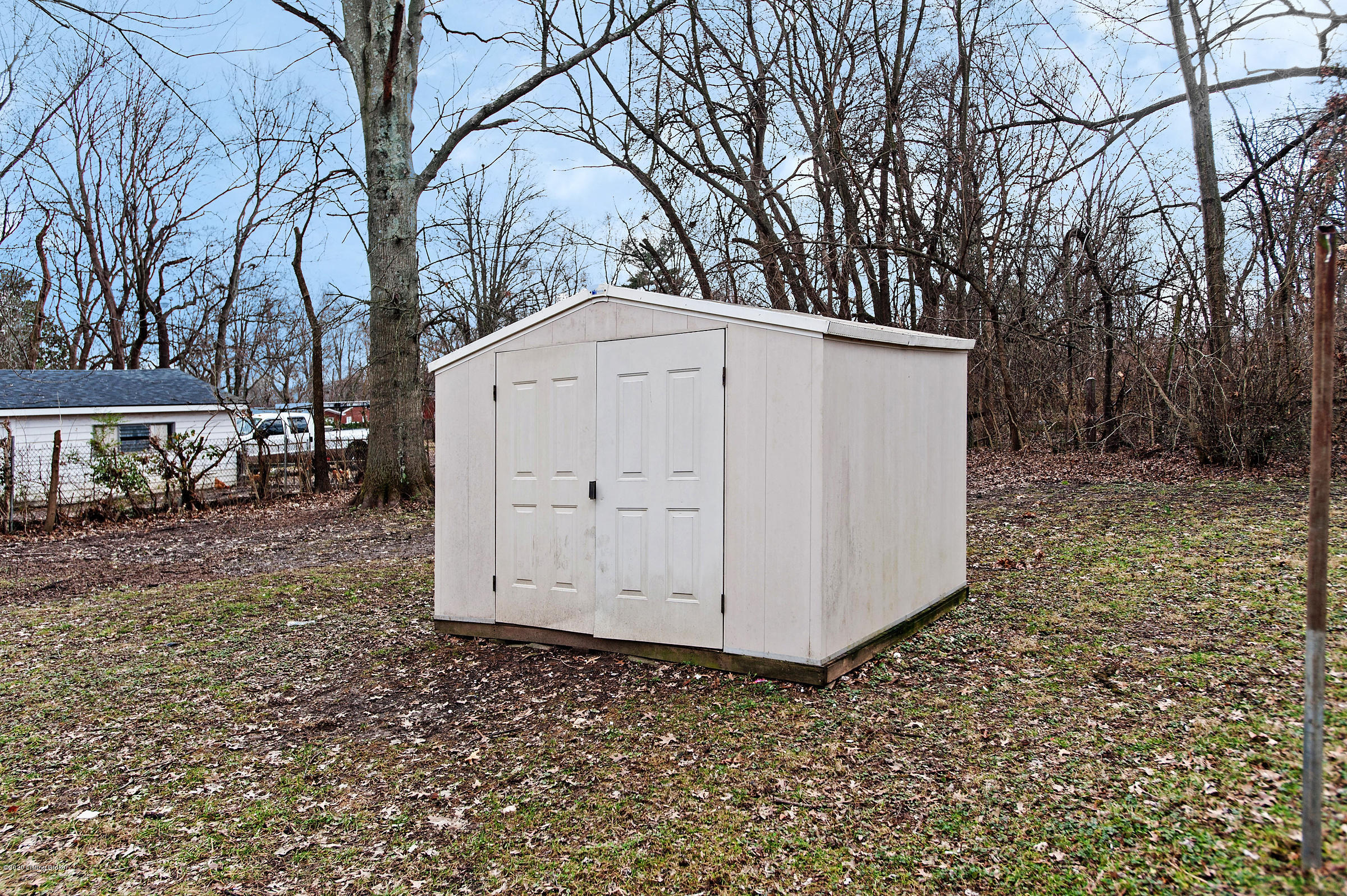 4512 Dover Road Louisville, KY 40216 - Photo 28 of 28 Dover D3M_8663