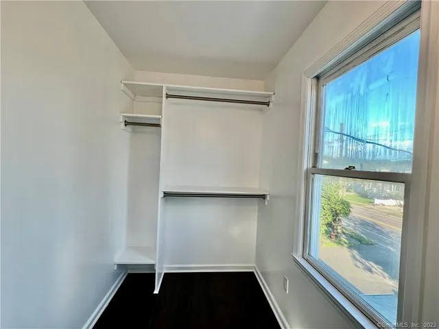 $2,995 | 826 Oldfield Road, Fairfield, CT 06824