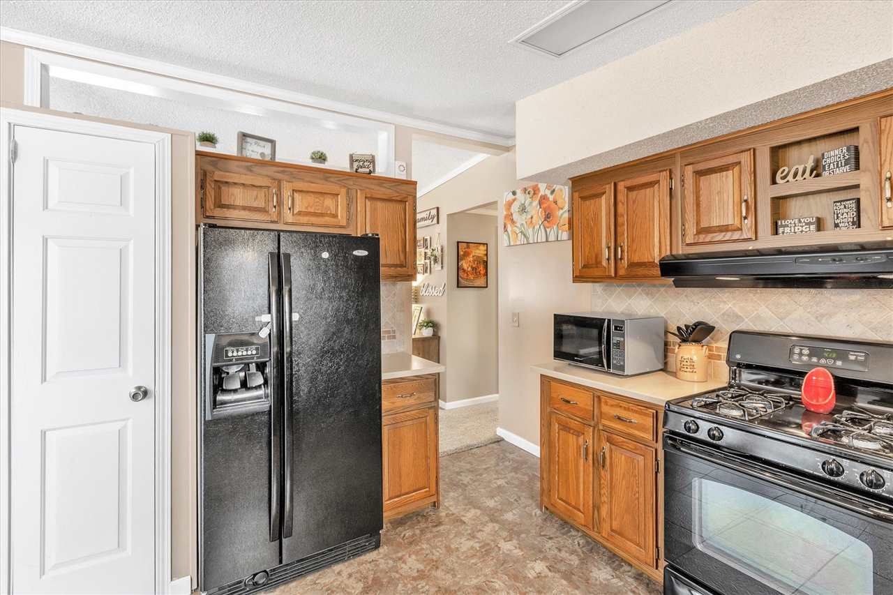 983 Pine Road Bay City, MI 48706 - Photo 18 of 56 Gallery Image 18