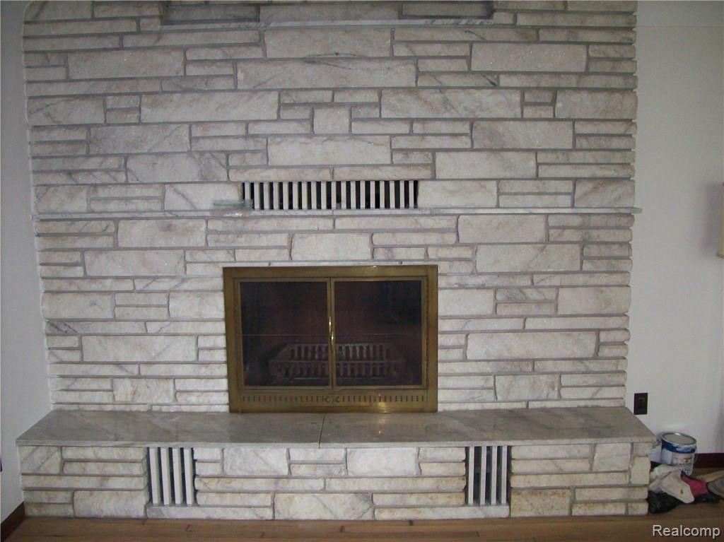 1568 Pug Road St. Clair, MI 48079 - Photo 5 of 10