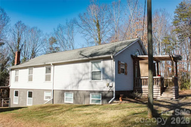 $345,000 | 207 3rd Avenue Northwest, Conover, NC 28613