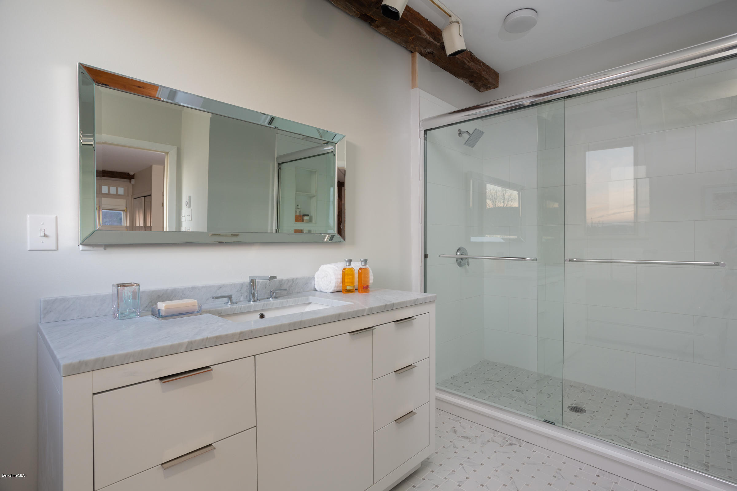 14 Ice Glen Road Stockbridge, MA 01262 - Photo 13 of 26 Master Bathroom