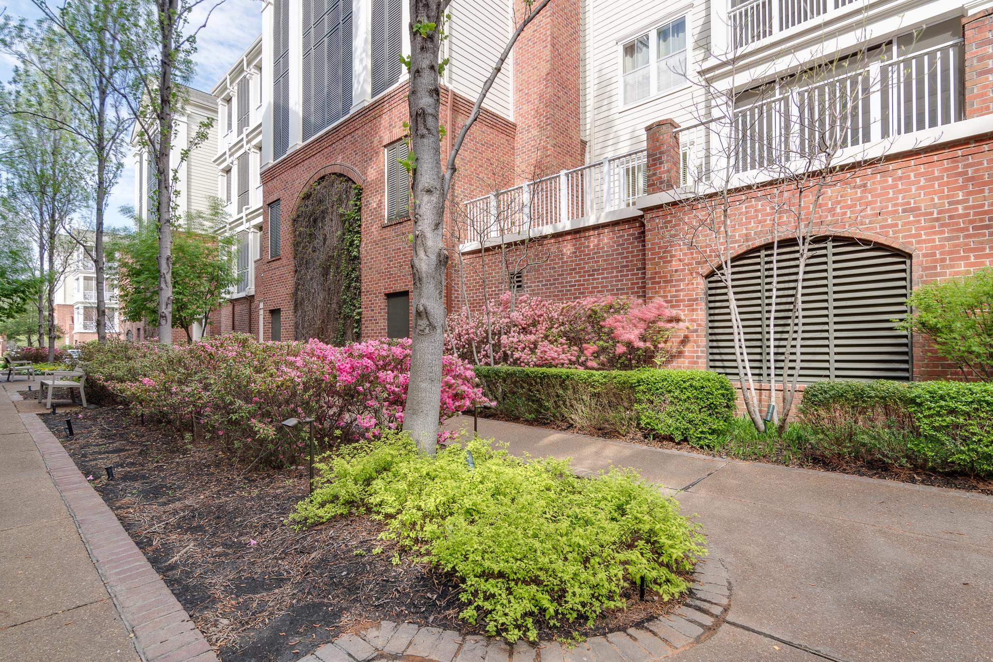 591 Lexington Road, Unit 203 Memphis, TN 38117 - Photo 2 of 23 Gallery Image 2