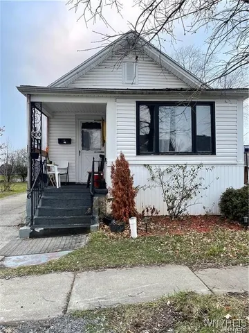 $850 | 300 Springville Avenue, Unit 2, Amherst, NY 14226