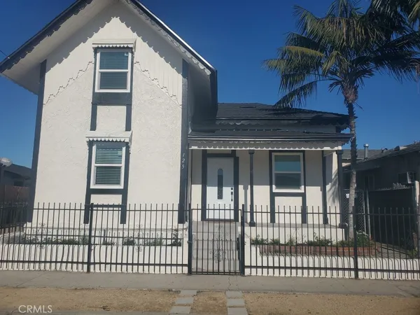 $670,000 | 125 East Alondra Boulevard, Compton, CA 90220