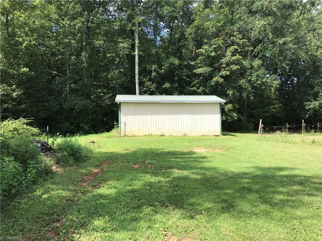 1012 Precinct Road Pilot Mountain, NC 27041 - Photo 9 of 27 Gallery Image 9