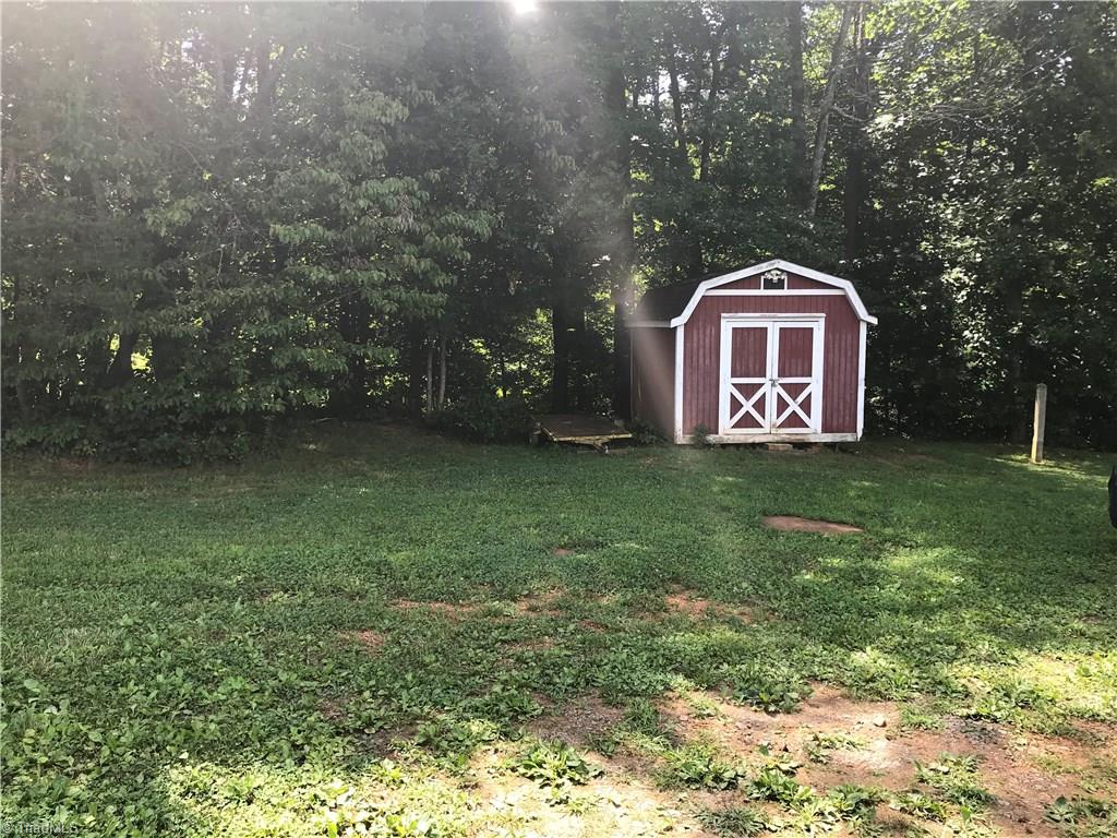 1012 Precinct Road Pilot Mountain, NC 27041 - Photo 10 of 27 Gallery Image 10