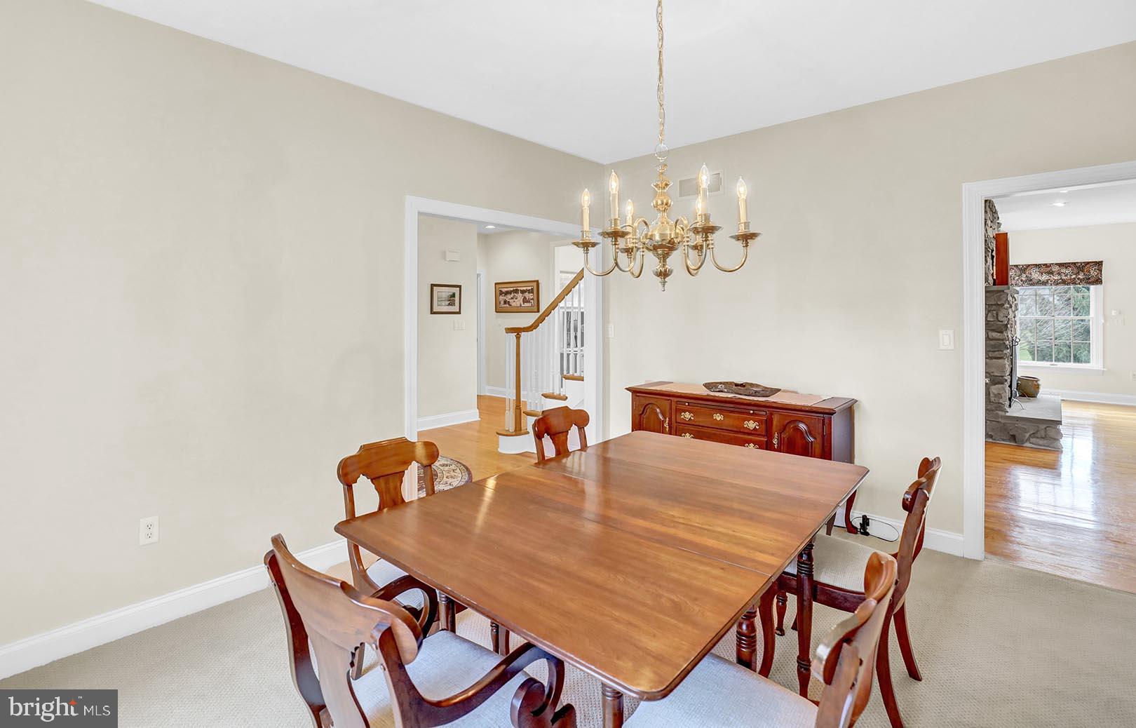 179 North Loop Road Mechanicsburg, PA 17055 - Photo 7 of 42 Gallery Image 7