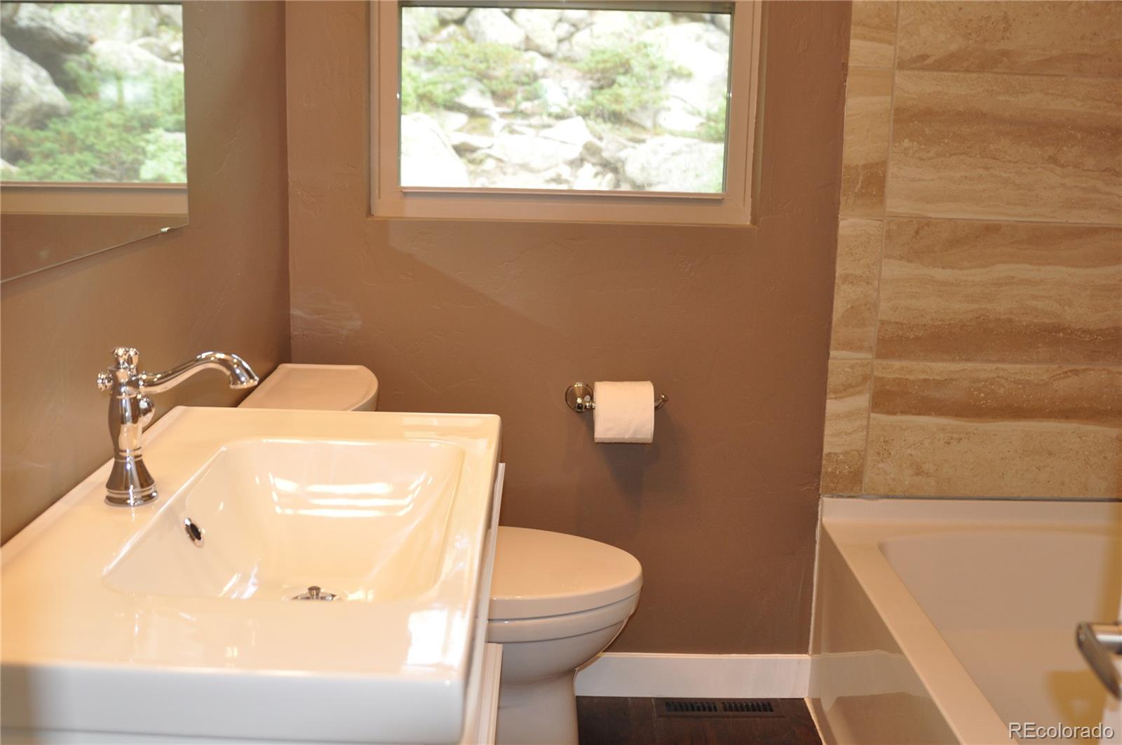 351 Ronnie Road Golden, CO 80403 - Photo 15 of 33 Gallery Image 15