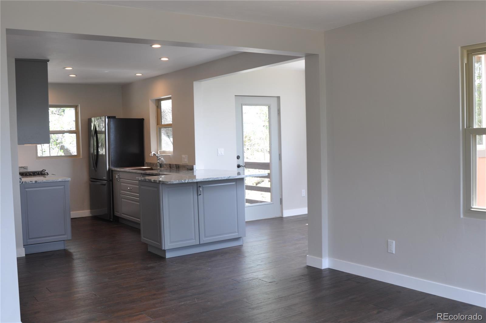 351 Ronnie Road Golden, CO 80403 - Photo 10 of 33 Gallery Image 10