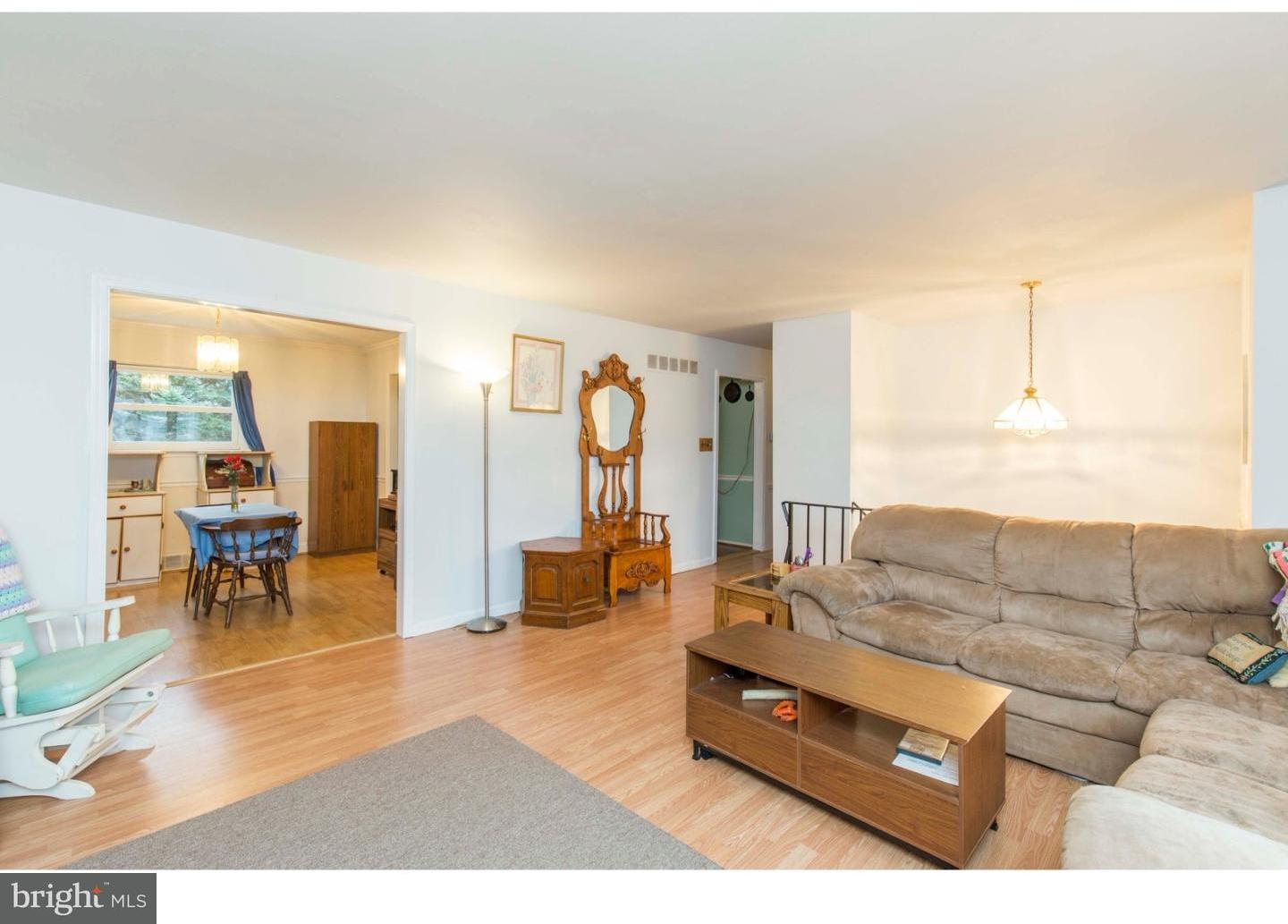 1507 Larkin Road Boothwyn, PA 19061 - Photo 5 of 25 Gallery Image 5