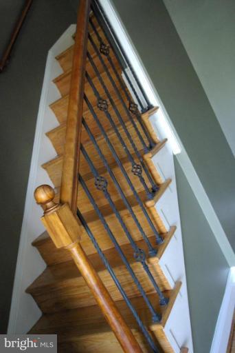 4676 Marble Hall Road Baltimore, MD 21239 - Photo 7 of 20 a view of entryway