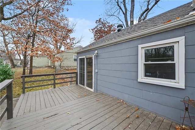 $210,000 | 2405 Northeast 48th Street, Kansas City, MO 64118