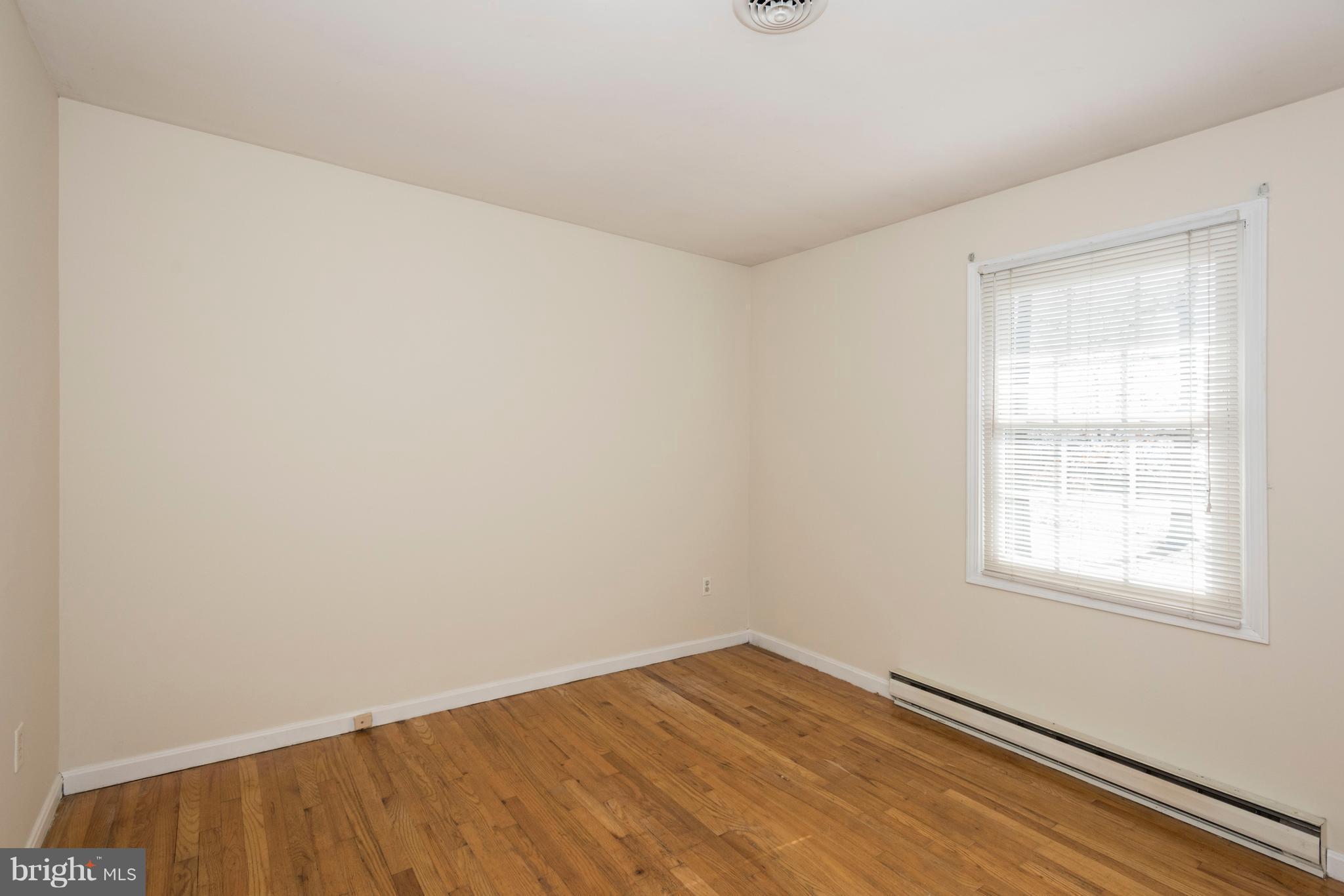 1004 Chapel Road New Windsor, MD 21776 - Photo 12 of 28 Bedroom