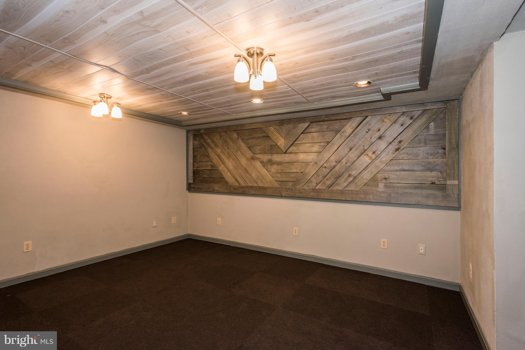 1004 Chapel Road New Windsor, MD 21776 - Photo 21 of 28 Finished room in lower level