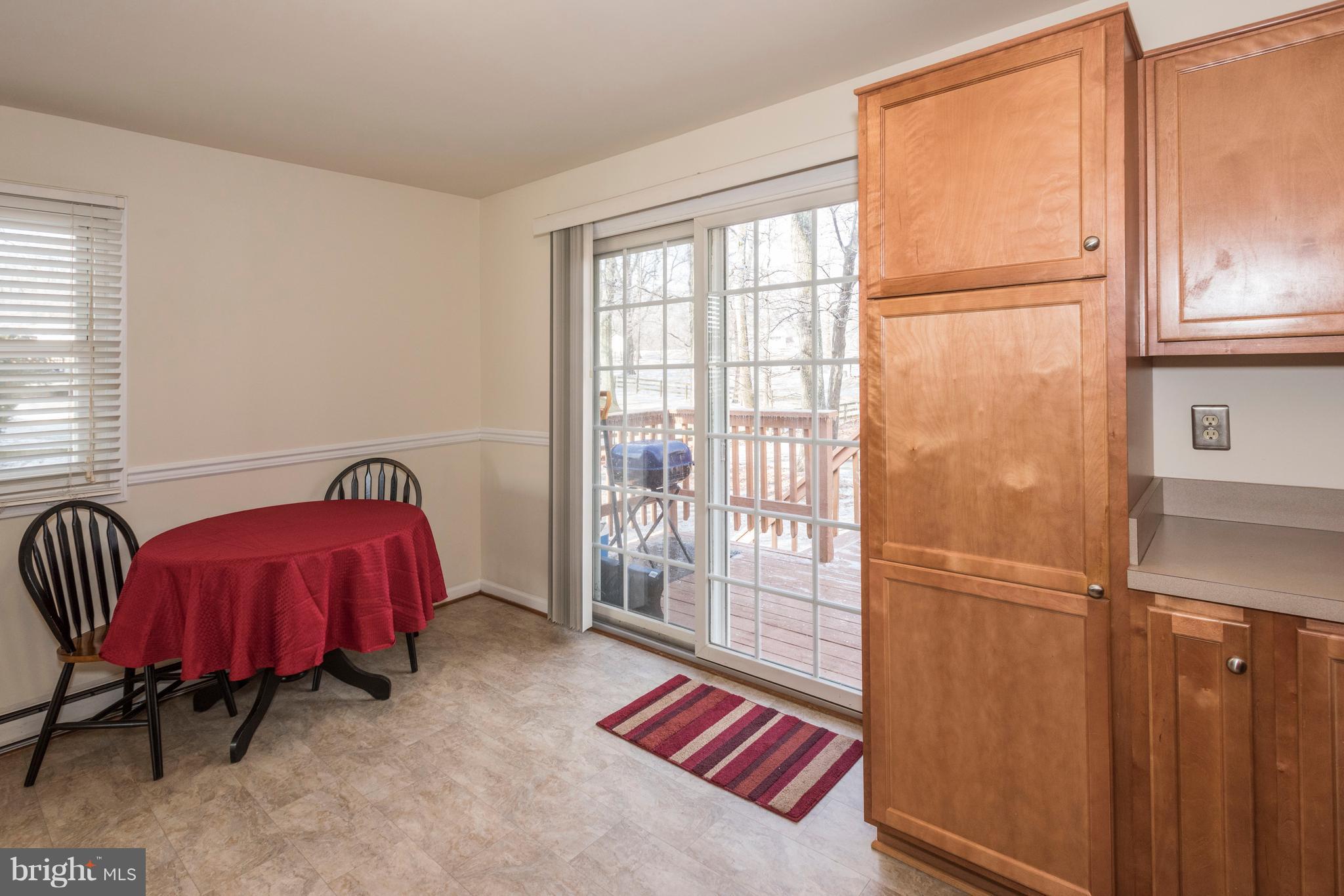 1004 Chapel Road New Windsor, MD 21776 - Photo 9 of 28 Kitchen