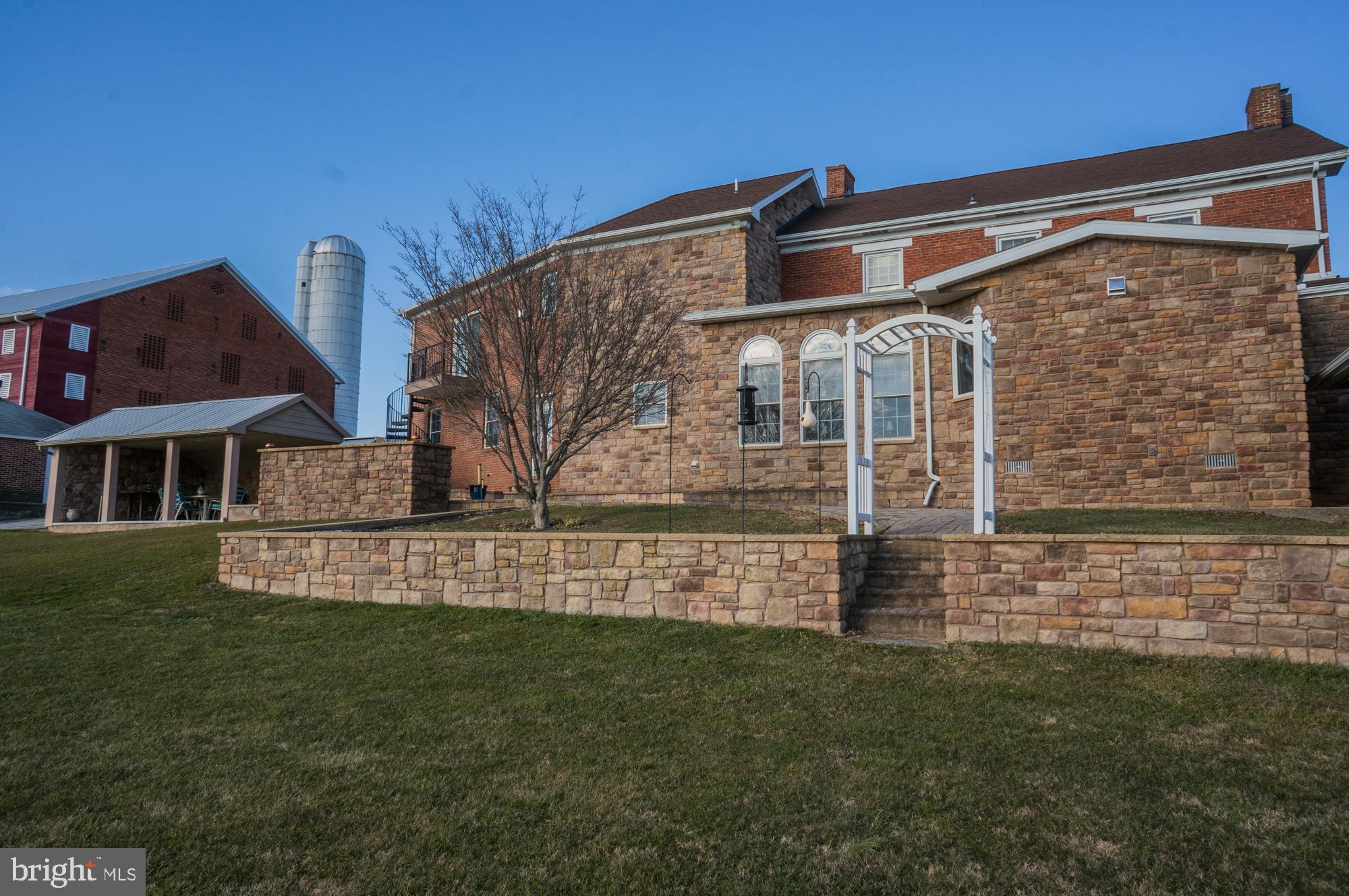 385 Sells Station Road Littlestown, PA 17340 - Photo 3 of 89