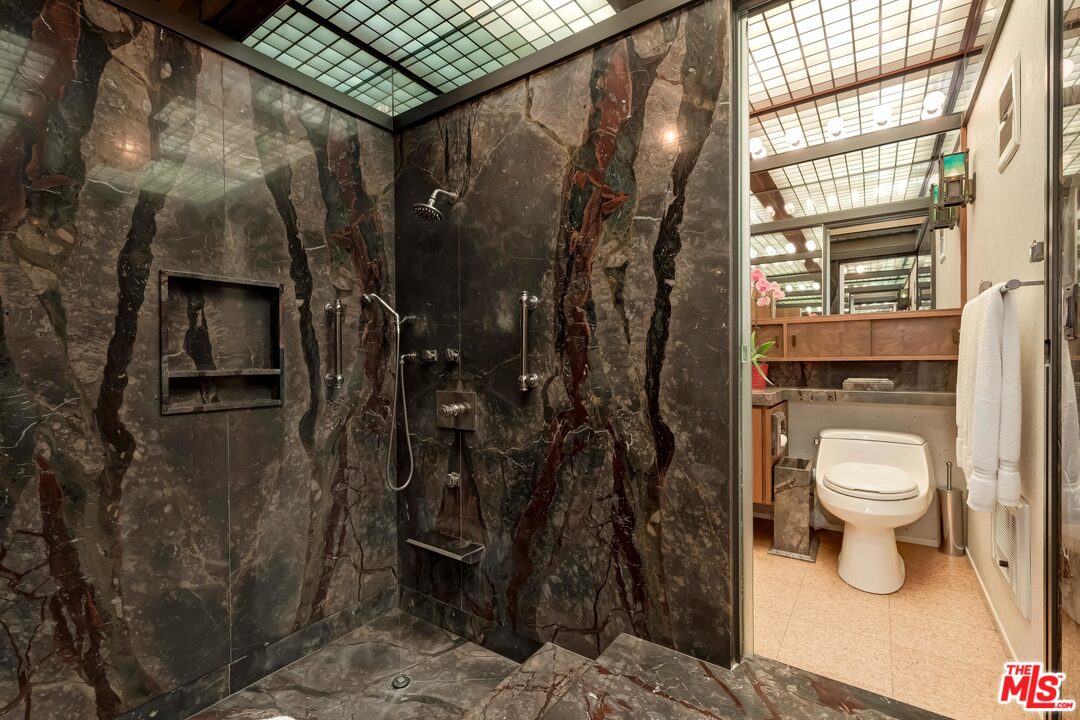 1385 El Mirador Drive Pasadena, CA 91103 - Photo 19 of 50