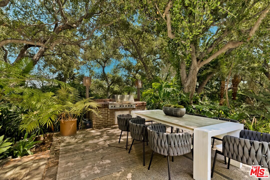 1385 El Mirador Drive Pasadena, CA 91103 - Photo 31 of 50