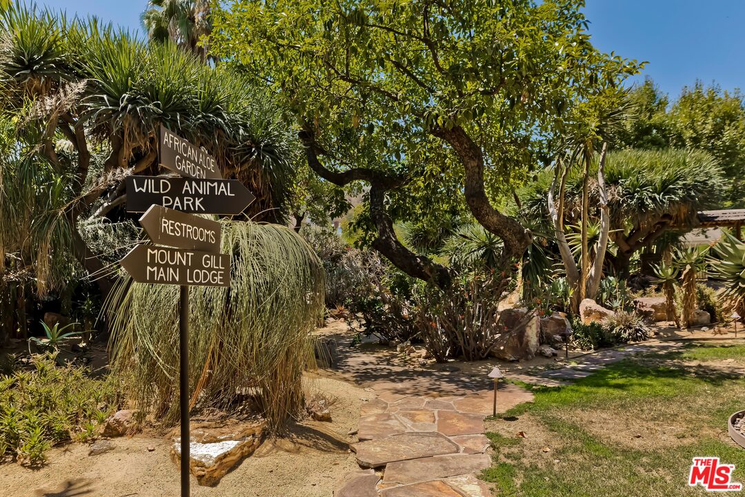 1385 El Mirador Drive Pasadena, CA 91103 - Photo 37 of 50