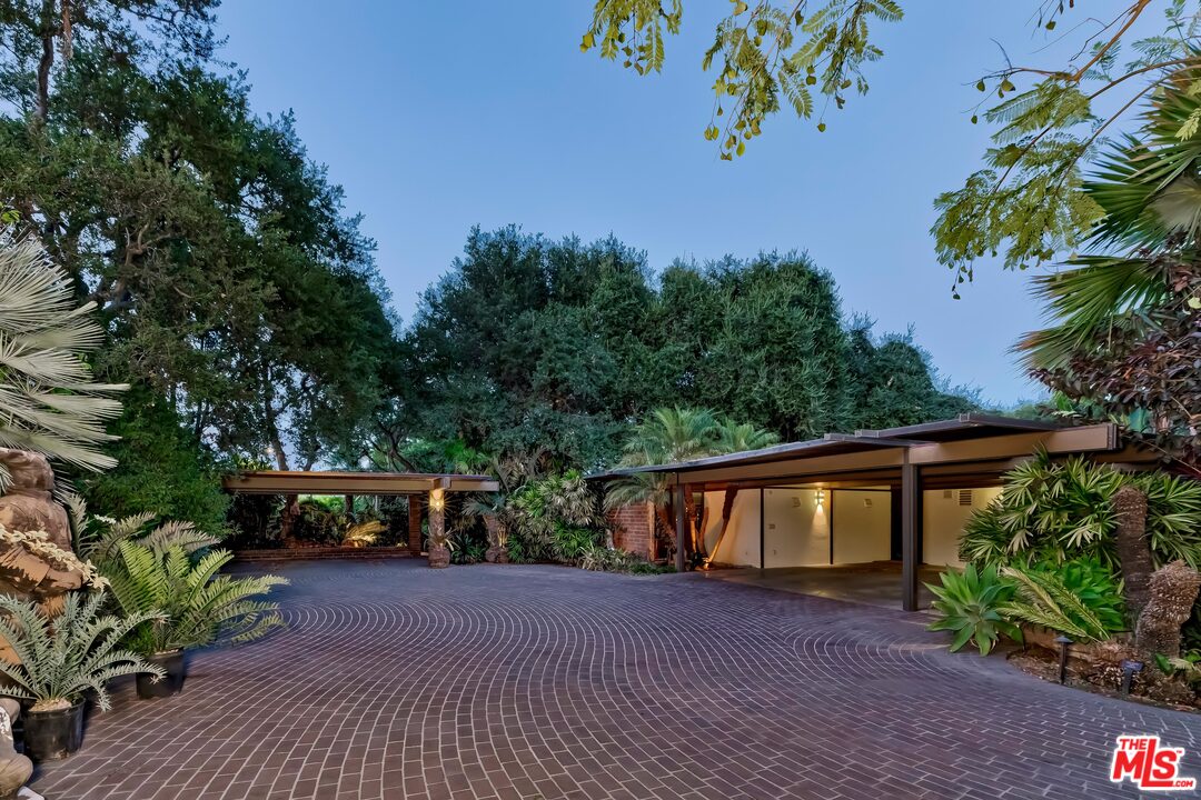 1385 El Mirador Drive Pasadena, CA 91103 - Photo 40 of 50