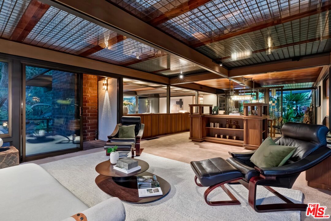 1385 El Mirador Drive Pasadena, CA 91103 - Photo 48 of 50